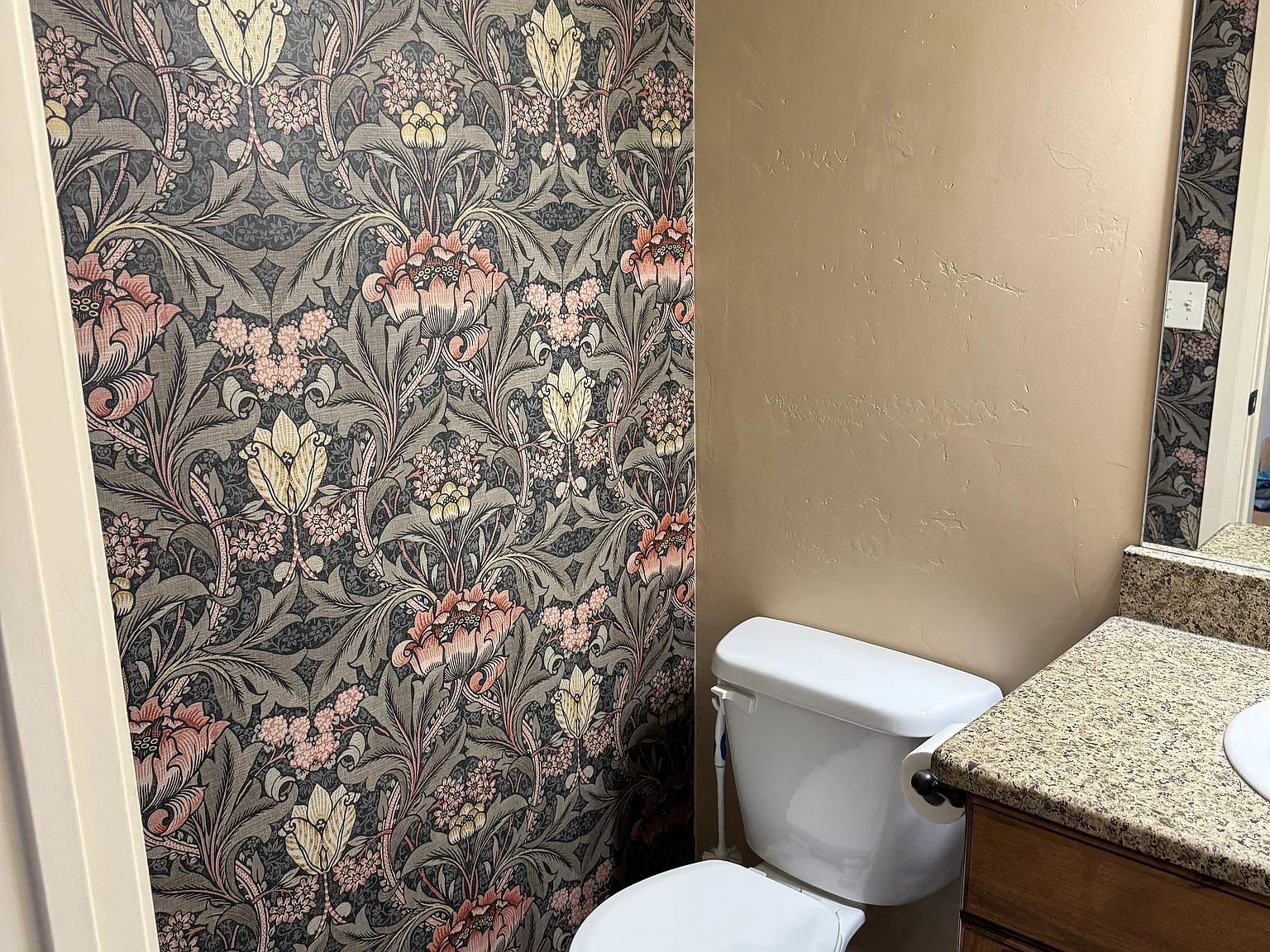 3 bed, 2.5 bath, 1365 sqft, $1,425 — Photo 3