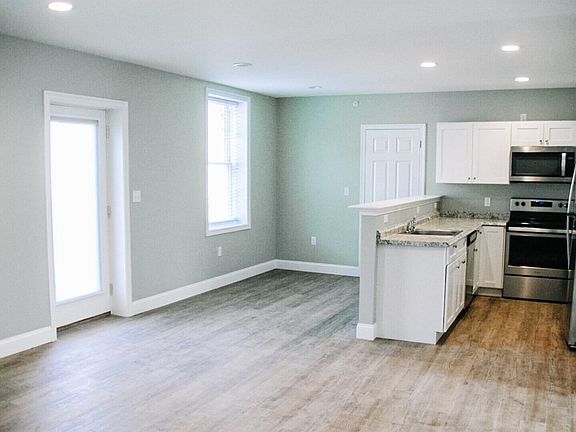 3rd image of 2 S Grove St #201-210