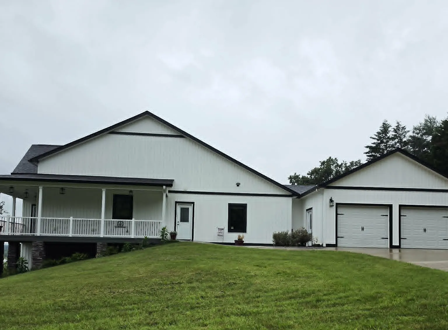 3 bed, 4000 sqft, $4,000 — Photo 4