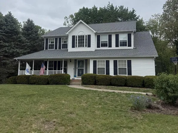 237 Asbury Rd, Winchester, VA 22602