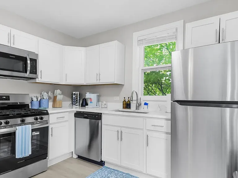 789 N McKinley Rd #4 — Photo 3