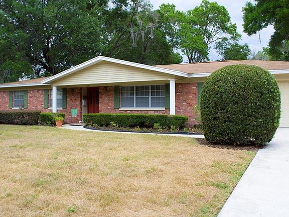 2nd image of 828 W Russell Dr