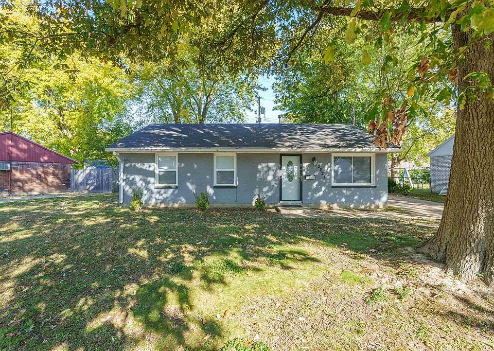 1st image of 2221 Biscayne Dr