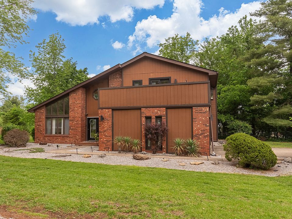 183 Heritage Rd, Carbondale, IL 62903 | MLS #12633491 | Zillow