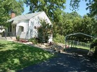 9916 W 60th St, Merriam, KS 66203