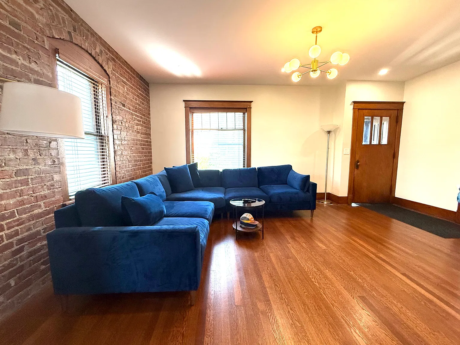 3 bed, 1.5 bath, 1600 sqft, $1,850 — Photo 4
