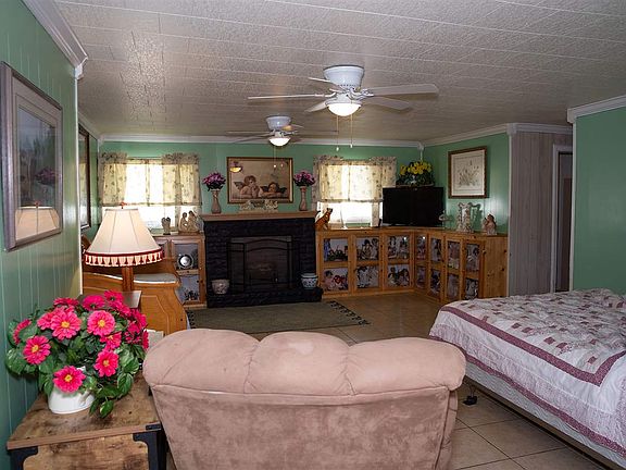 5th image of 414 Hibernia Pl #0