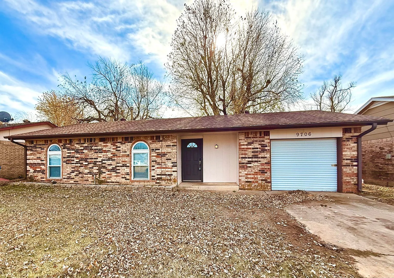 Cute 3BD 1BA Home w/ Bonus Room in Midwest City — Photo 1