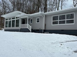 86 Canoe Brook Rd, Trumbull, CT 06611