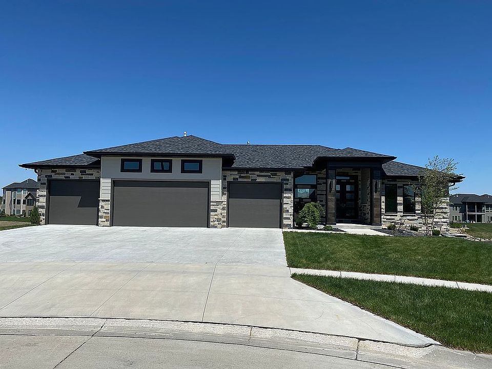 1st image of 530 White Cap Bay