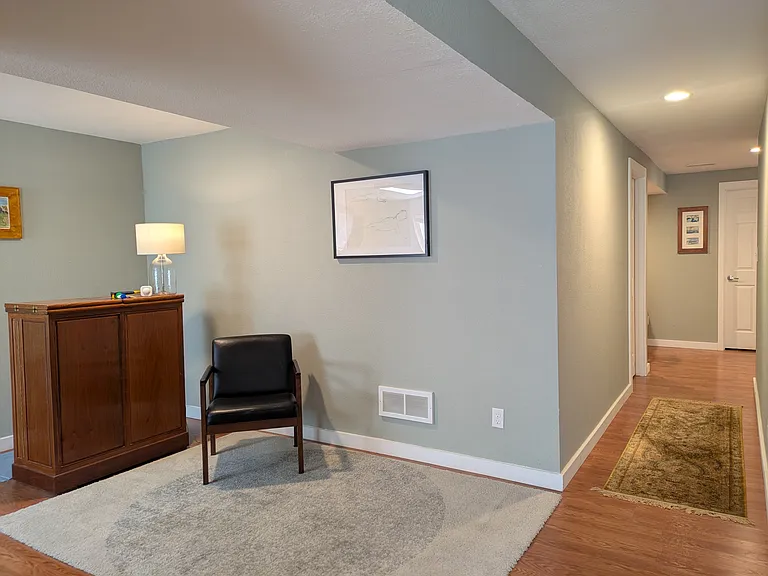 306 Linden St — Photo 21