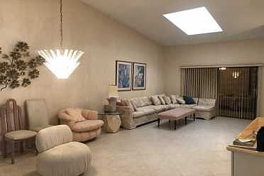 Home For Sale In Huntington Pointe