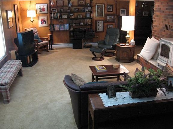 Spacious family room