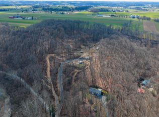 57 Hollow Rd, Quarryville, PA 17566