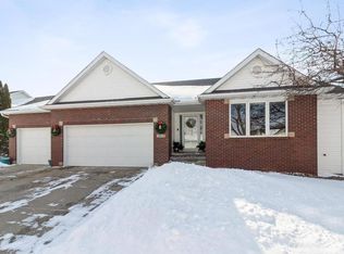 5019 Walnut Ridge Dr, Des Moines, IA 50317