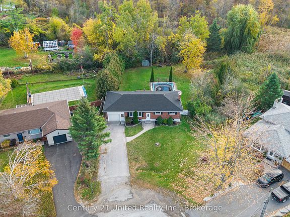 3rd image of 649 Garden Rd