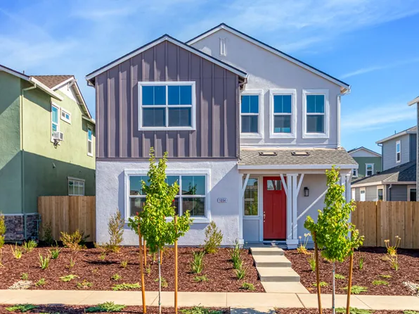 1094 Martin St, Winters, CA 95694