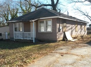 1402 Lyle Ave, East Pt, GA