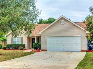 509 Country Gardens Dr, Fountain Inn, SC 29644