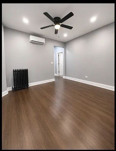 6258 N Lakewood Ave #6257-1 Photo 1