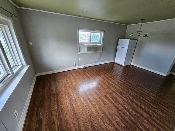 5th image of 21640 Great Mills Rd APT 21