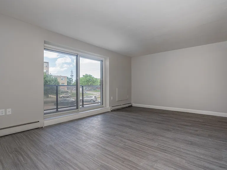 875 Colborne Rd — Photo 13
