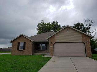 513 Bradford Pear, Clever, MO 65631