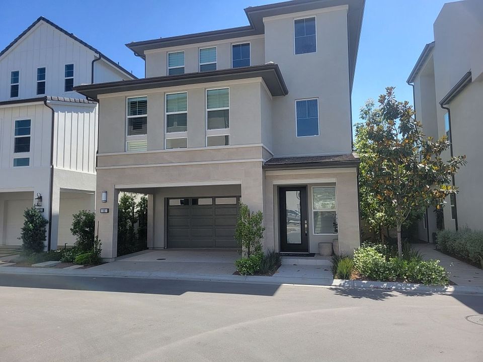1st image of 141 Parkland Aly