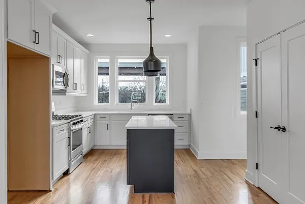 4910 Delaware Ave #C — Photo 5