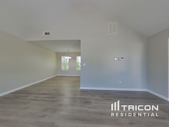 3rd image of 4460 Idlewood Park