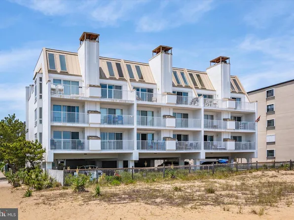 8 75th St Unit 304, Ocean City, MD 21842