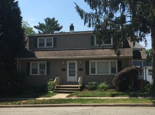 8 Barbara Dr #2, Pompton Lakes, NJ 07442