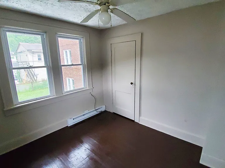 1713 Bluefield Ave — Photo 31