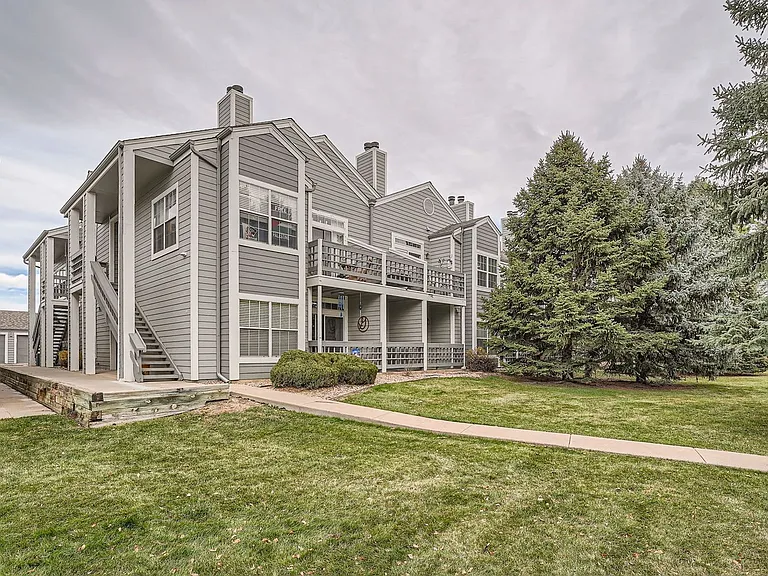 7430 Singing Hills Dr — Photo 25