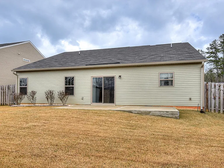 1030 Swan Ct — Photo 13