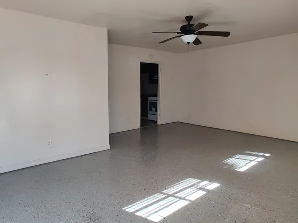 910 E 23rd St, Merced, CA 95340