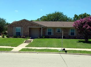 2453 Larchmont Dr, Mesquite, TX