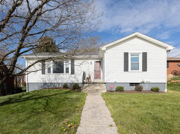 181 Summit St, Dayton, VA 22821