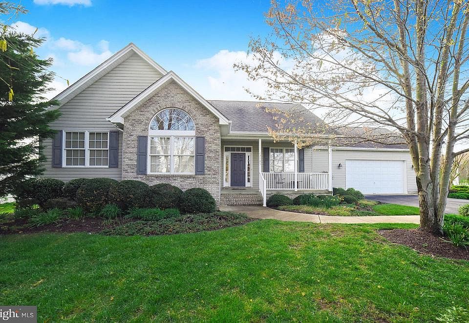 1st image of 23185 Kitty Ct