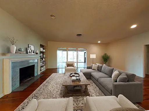 149 Downing Dr — Photo 35