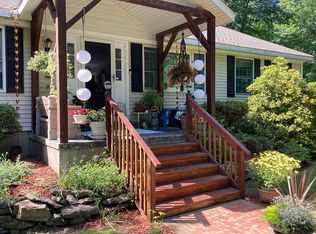 15 Maple Dr, Middletown, NY 10941