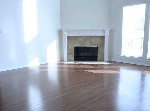 5th image of 5625 Glenview Ln
