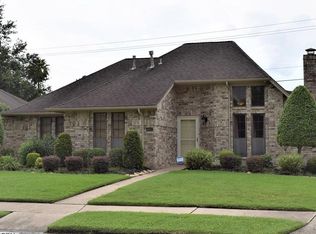 6911 Middlefield Dr, Pasadena, TX 77505