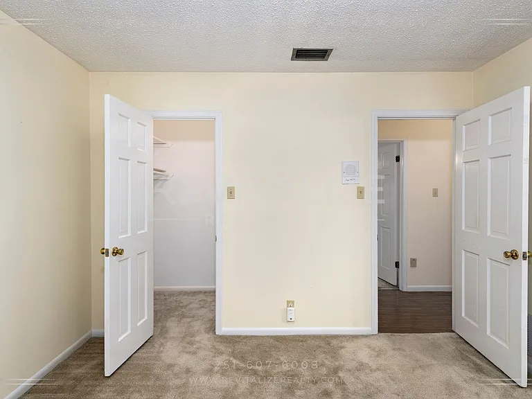 962 Lansdale Ct — Photo 38