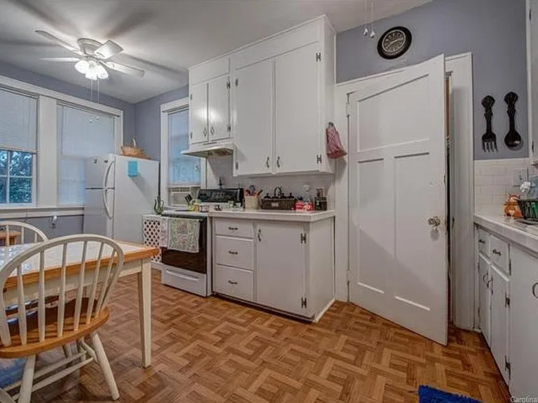 506 S Lee St #C — Photo 6