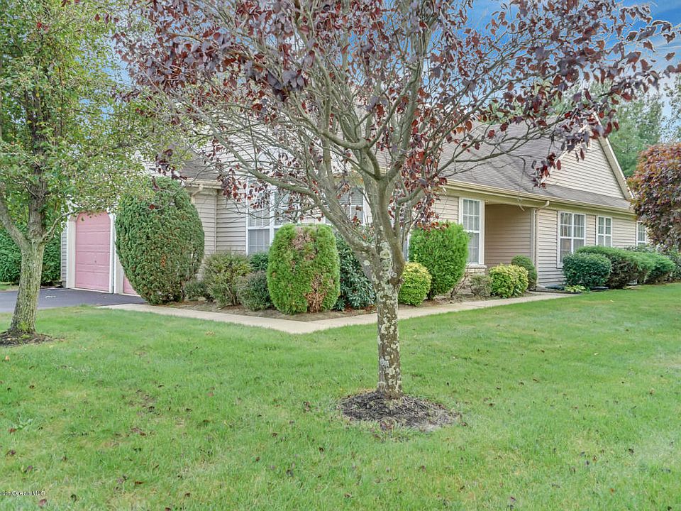 1st image of 2346 Logan Ct