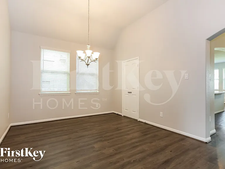 3106 Presley Jane Ct — Photo 5