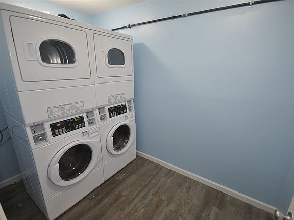4th image of 728 S Main St APT 101