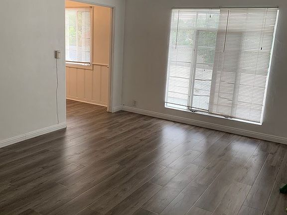 5th image of 1252 1/2 N Orange Grove Ave #2