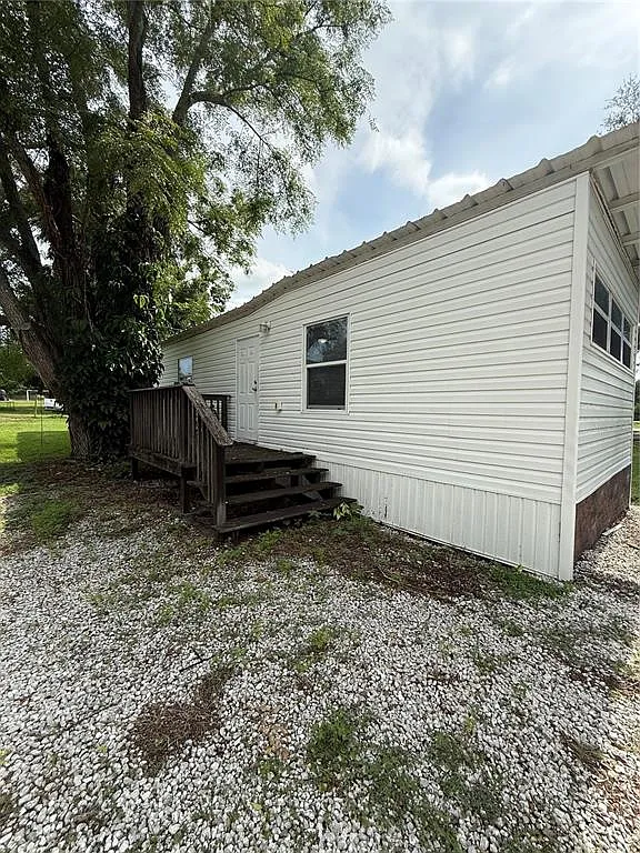 3 bed, 1.0 bath, 850 sqft, $1,500 — Photo 2